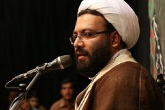 نظام مقدس جمهوری اسلامی امتداد حرکت امام رضا(ع) است