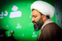 امام راحل به مردم آزادی‌خواه شجاعت آموخت